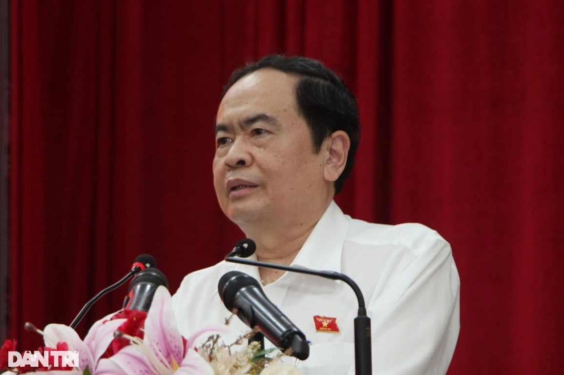 Phó Chủ tịch Thường trực Quốc hội trao quà Tết gia đình chính sách - 1 Phó Chủ tịch Thường trực Quốc hội trao quà Tết gia đình chính sách - 1