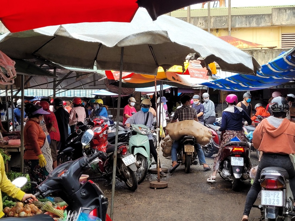 TP Buôn Ma Thuột và một huyện thực hiện giãn cách xã hội theo Chỉ thị 16 - 4 TP Buôn Ma Thuột và một huyện thực hiện giãn cách xã hội theo Chỉ thị 16 - 4