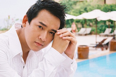 Hứa Vĩ Văn tranh thủ đóng thêm phim ma