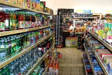 Người Việt tại Séc "giẫm chân" nhau trong lĩnh vực kinh doanh