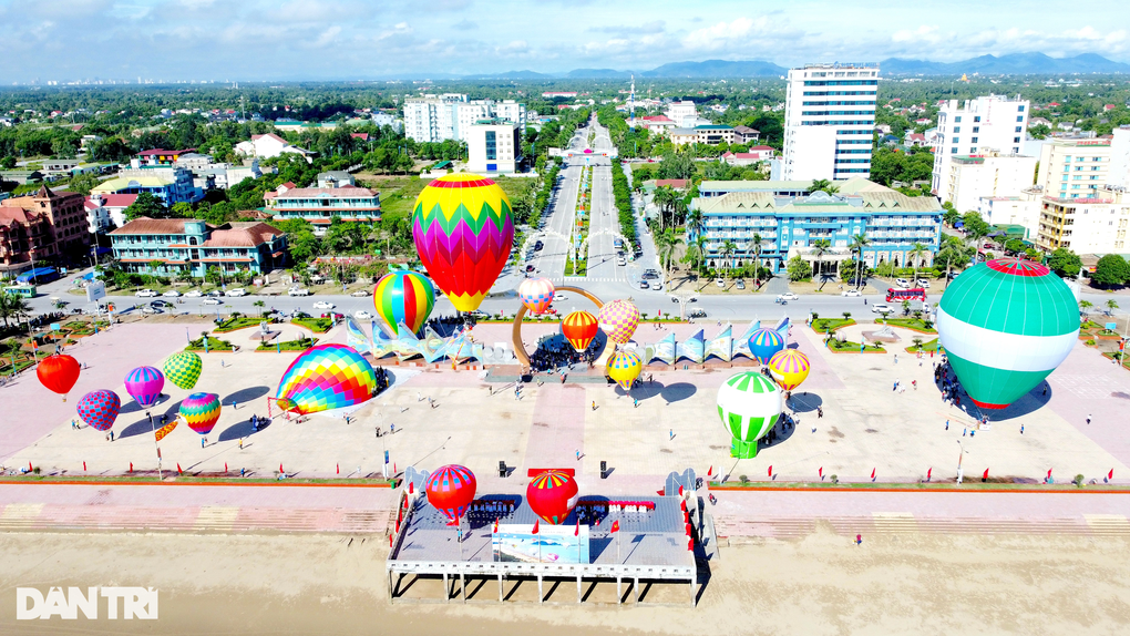 Chốt phương án nhập thị xã Cửa Lò về thành phố Vinh - 1 Chốt phương án nhập thị xã Cửa Lò về thành phố Vinh - 1