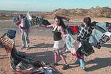 Cô thợ may lập 2 kỷ lục Guinness