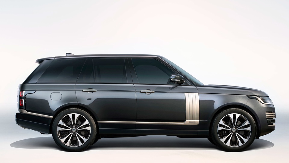 Phiên bản đặc biệt Range Rover Fifty đánh dấu 50 năm truyền cảm hứng - 9 Phiên bản đặc biệt Range Rover Fifty đánh dấu 50 năm truyền cảm hứng - 9