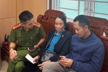 Tin lời công an rởm, cảnh giác với công an thật, bà lão suýt mất tiền tỷ