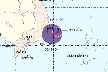 13 người chết, 52 tàu thuyền chìm, mưa lớn lại “rình rập”