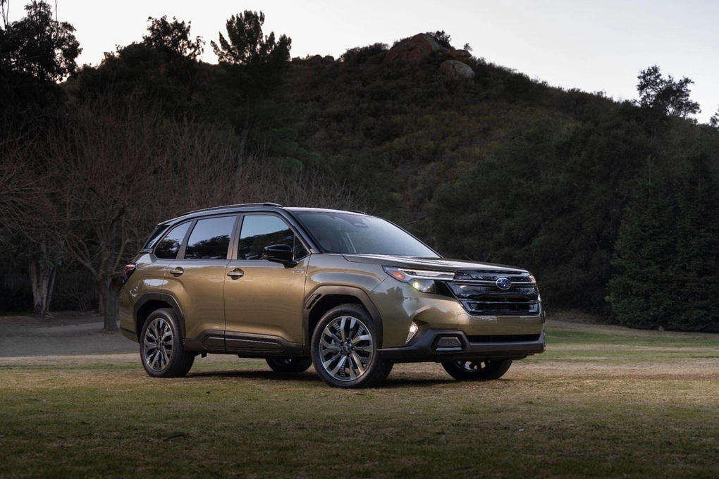 Đại lý “xả” lô xe Subaru Forester chạy lướt, có chiếc còn gần 700 triệu - 3 Đại lý “xả” lô xe Subaru Forester chạy lướt, có chiếc còn gần 700 triệu - 3