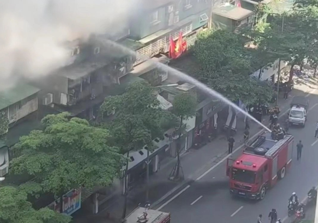 Hai vụ cháy xảy ra trong một buổi sáng ở Hà Nội - 1
