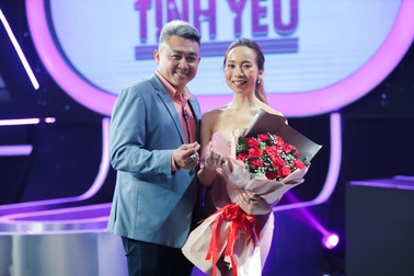 Cặp đôi bận rộn của Hành Lý Tình Yêu tranh thủ hẹn hò tại Jetts Fitness 24h