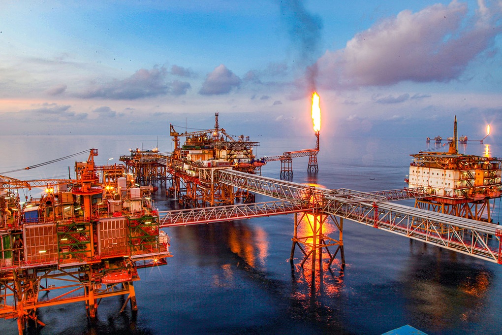 Petrovietnam duy trì tăng trưởng trong tháng 5 khi giá dầu giảm mạnh - 4 Petrovietnam duy trì tăng trưởng trong tháng 5 khi giá dầu giảm mạnh - 4