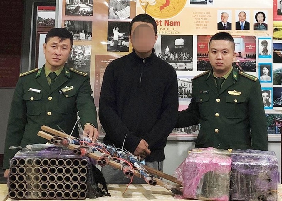 Bắn pháo hoa trái phép trong khu nghỉ dưỡng mừng tất niên - 1 Bắn pháo hoa trái phép trong khu nghỉ dưỡng mừng tất niên - 1