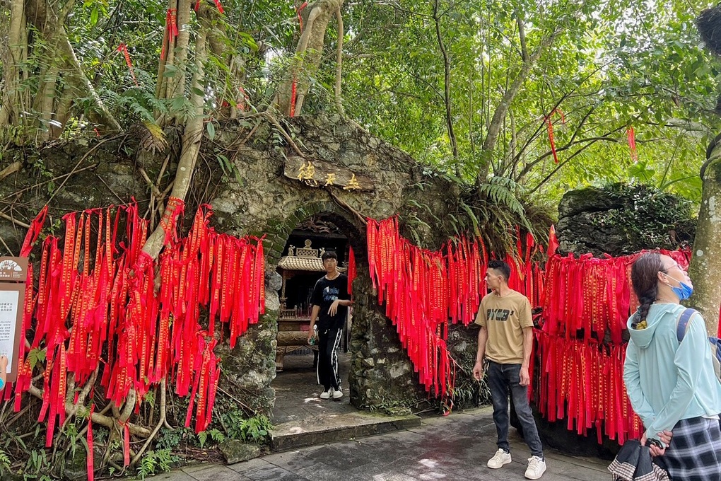 Tour ngắm thác Bản Giốc Việt Nam - Trung Quốc: Đi 5 tiếng vẫn chưa đã - 4 Tour ngắm thác Bản Giốc Việt Nam - Trung Quốc: Đi 5 tiếng vẫn chưa đã - 4