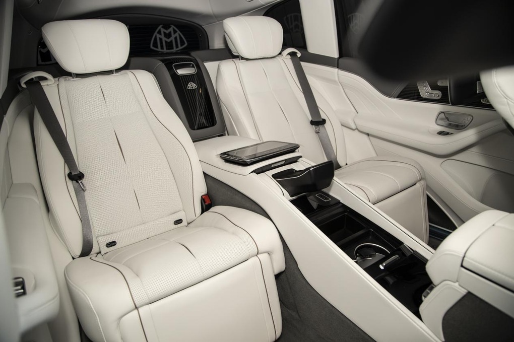 Khám phá SUV siêu sang độc nhất Việt Nam, giá tầm 15 tỷ đồng và đã có chủ - 9 Khám phá SUV siêu sang độc nhất Việt Nam, giá tầm 15 tỷ đồng và đã có chủ - 9
