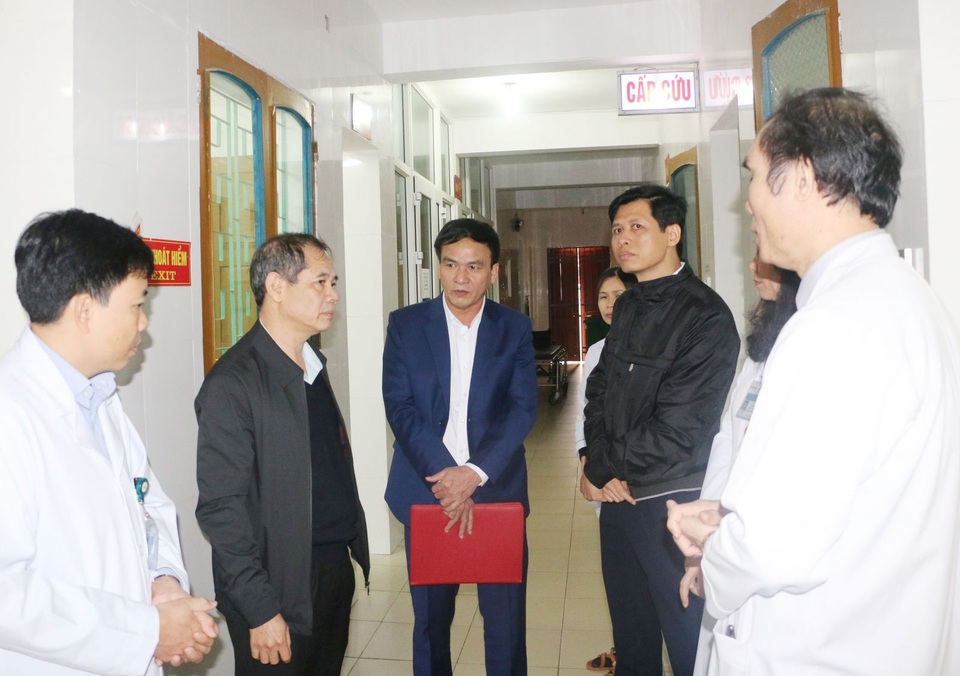 Em bé Trung Quốc điều trị viêm phổi tại Bệnh viện Nhi Trung ương không nhiễm virus Corona - 2 Em bé Trung Quốc điều trị viêm phổi tại Bệnh viện Nhi Trung ương không nhiễm virus Corona - 2