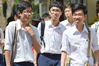 Học sinh Khánh Hòa tựu trường vào ngày 25/8