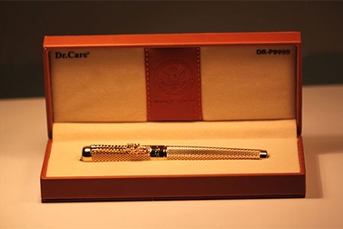 Bút mực bút ký của Thụy Sỹ chính hãng