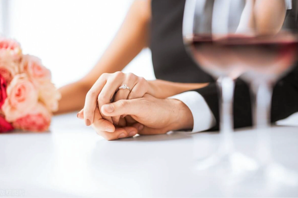 Chê vợ sồ sề sau sinh, chồng ra ngoài mua dâm, ngang ngược coi mình là đúng - 1 Chê vợ sồ sề sau sinh, chồng ra ngoài mua dâm, ngang ngược coi mình là đúng - 1