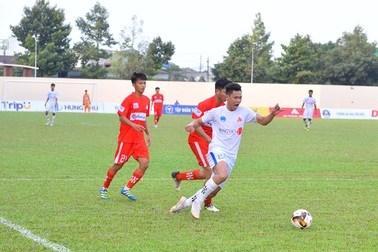 Đại học Sư phạm Kỹ thuật TPHCM dẫn đầu bảng B giải SV-League 2020