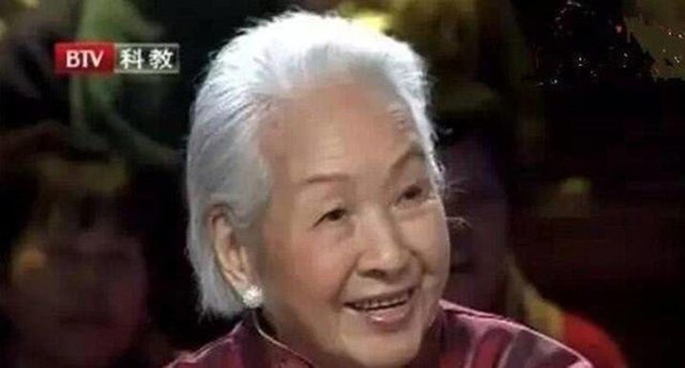 Mắc ung thư, cụ bà vẫn sống 115 tuổi, bí quyết nằm ở 4 điểm - 1 Mắc ung thư, cụ bà vẫn sống 115 tuổi, bí quyết nằm ở 4 điểm - 1