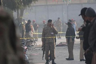 Nổ lớn tại biên giới Pakistan-Ấn Độ, 55 người chết