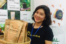 Cô gái Khmer "bỏ phố về quê" đưa mật thốt nốt xuất sang trời Tây