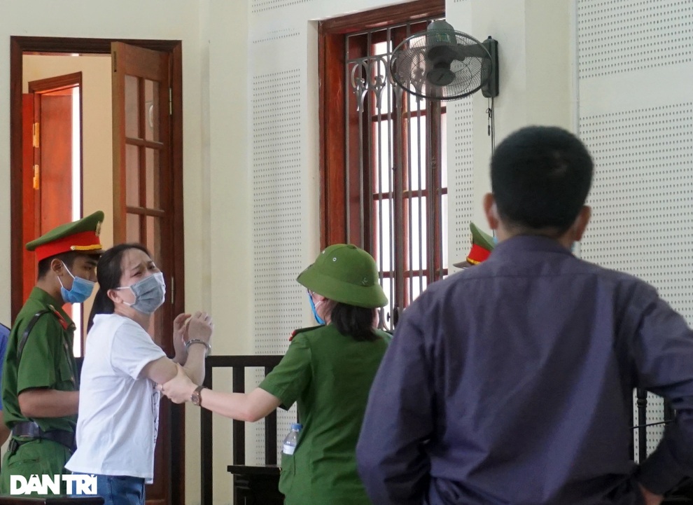 Bố truyền đạt kinh nghiệm... đi tù cho con gái - 5 Bố truyền đạt kinh nghiệm... đi tù cho con gái - 5