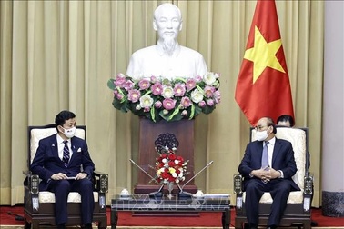 Chủ tịch nước đề nghị Nhật Bản giúp Việt Nam tiếp cận các nguồn vắc xin