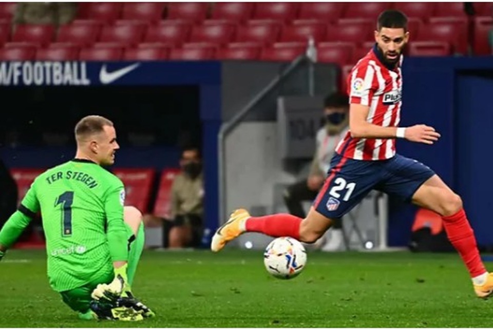 Real Madrid, Atletico hay Barcelona sẽ lên ngôi vương La Liga? - 1 Real Madrid, Atletico hay Barcelona sẽ lên ngôi vương La Liga? - 1