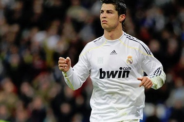 Bị chỉ trích, C. Ronaldo vẫn đạt hiệu suất ghi bàn cao cùng Real