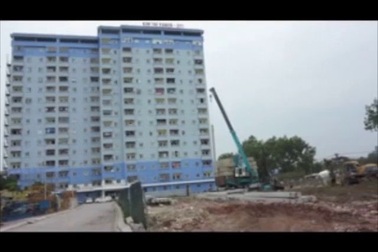 Dân tố chung cư Kim Thi xuống cấp.