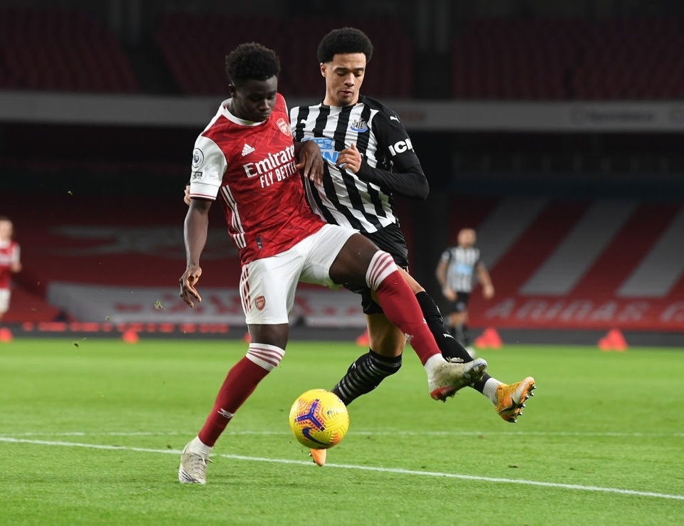 Aubameyang thăng hoa bất ngờ, Arsenal thắng đẹp Newcastle - 3 Aubameyang thăng hoa bất ngờ, Arsenal thắng đẹp Newcastle - 3
