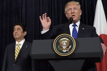 Tên lửa Triều Tiên bay cao 550km, Tổng thống Trump cam kết sát cánh với Nhật Bản