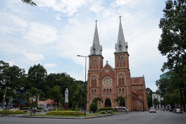 Nhà thờ tại TPHCM ngừng tổ chức thánh lễ