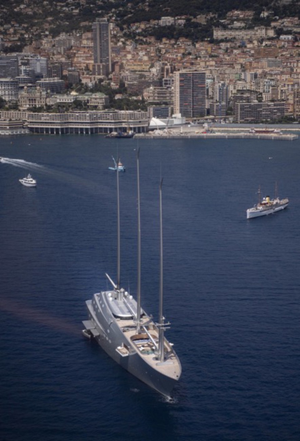 Monaco cấm tỷ phú, triệu phú sử dụng du thuyền “né” Covid-19 - 3 Monaco cấm tỷ phú, triệu phú sử dụng du thuyền “né” Covid-19 - 3