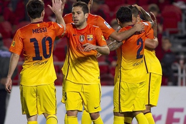 Messi lập cú đúp, Barcelona đại thắng Mallorca