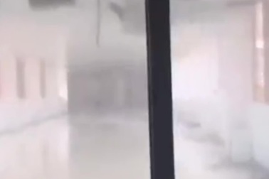 Cảnh tượng khó tin tại bệnh viện nghìn tỷ ở Nghệ An khi bão số 5 quần thảo