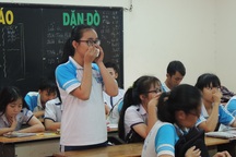 Vụ cô giáo lên lớp không giảng bài: Phụ huynh em Song Toàn muốn con chuyển trường