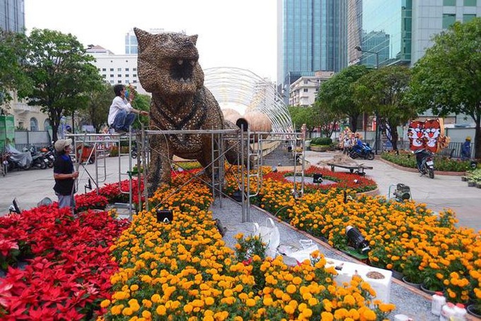 Đường hoa Nguyễn Huệ Tết Nhâm Dần 2022 với chủ đề Xuân quê hương, ấm tình nhân ái sẽ mở cửa từ tối 29/1 (27 tết) đến 4/2 (mùng 4 tết). 