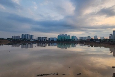 Vì sao nước ngập trên đường phố Hà Nội rút nhanh trong trận mưa tối 28/5?