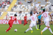 HLV Park Hang Seo thay Công Phượng bằng Tiến Linh?