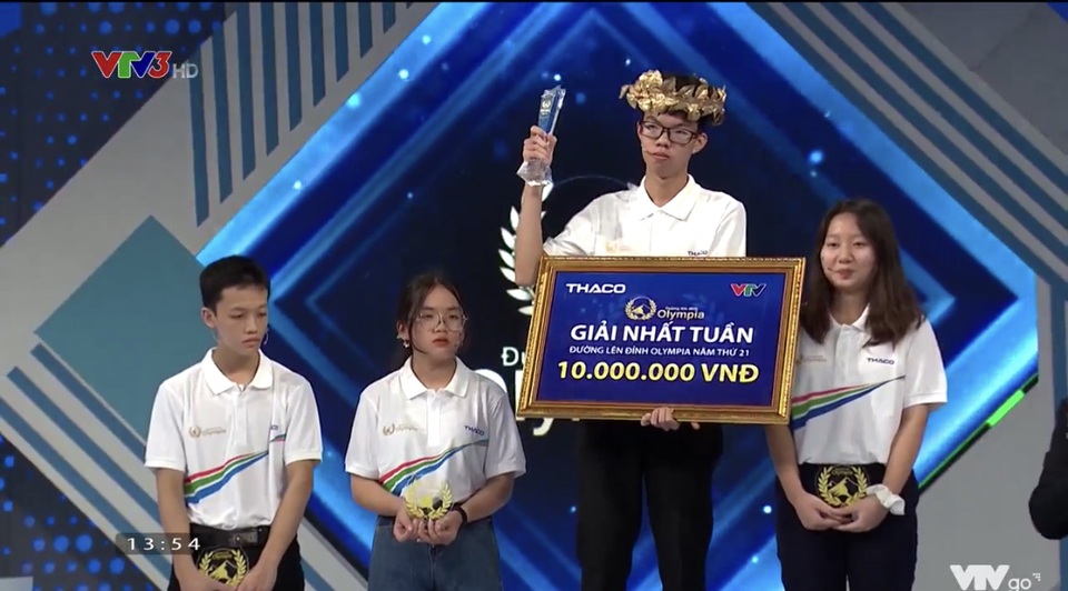 Nam sinh Đắk Nông chạm mốc điểm kỷ lục phần thi Khởi động Olympia - 2 Nam sinh Đắk Nông chạm mốc điểm kỷ lục phần thi Khởi động Olympia - 2
