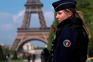 Toàn cảnh nước Pháp trong ngày bỏ phiếu bầu tổng thống