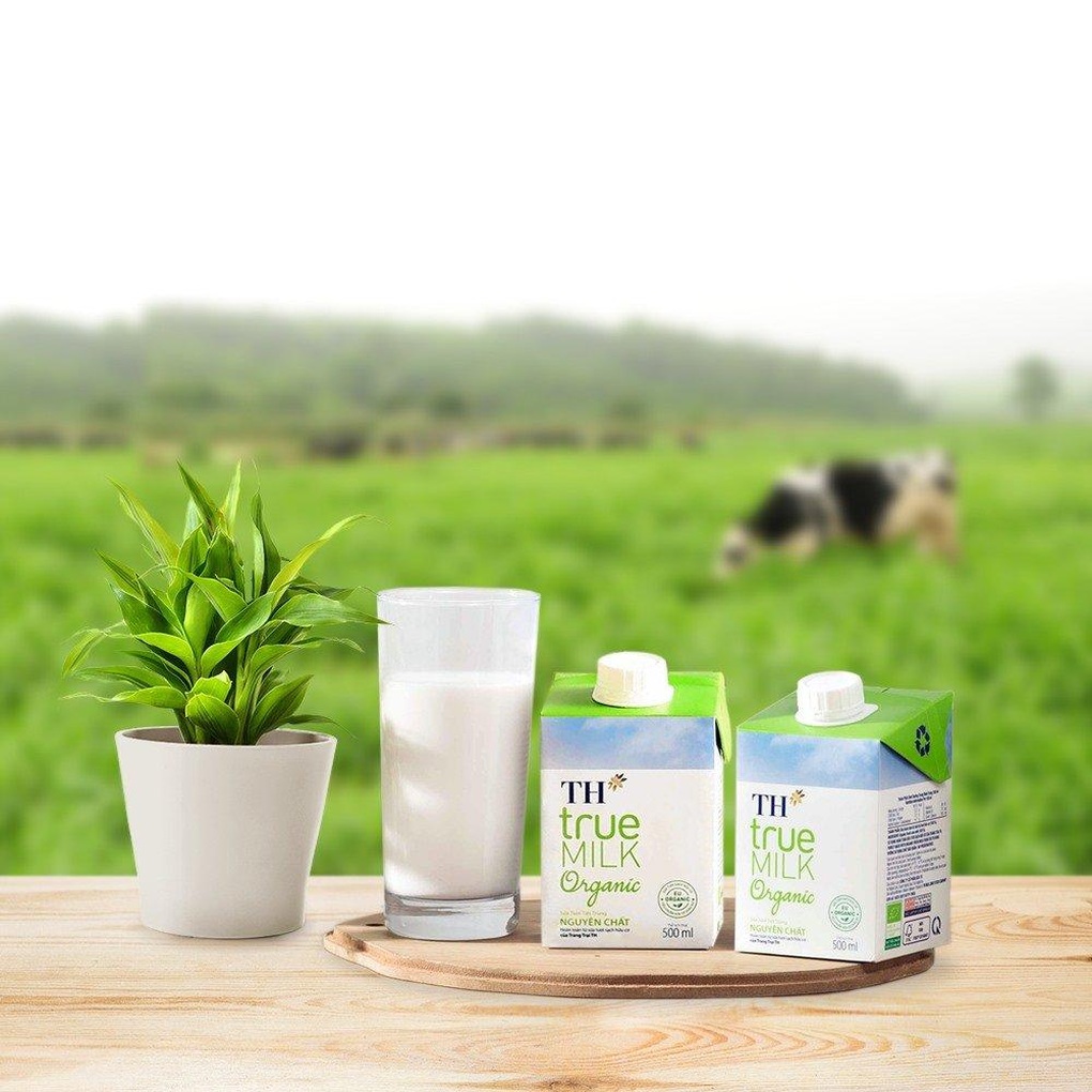 Tập đoàn TH nhận 3 cúp vàng Sản phẩm hữu cơ vì sức khỏe cộng đồng - 3 Tập đoàn TH nhận 3 cúp vàng Sản phẩm hữu cơ vì sức khỏe cộng đồng - 3