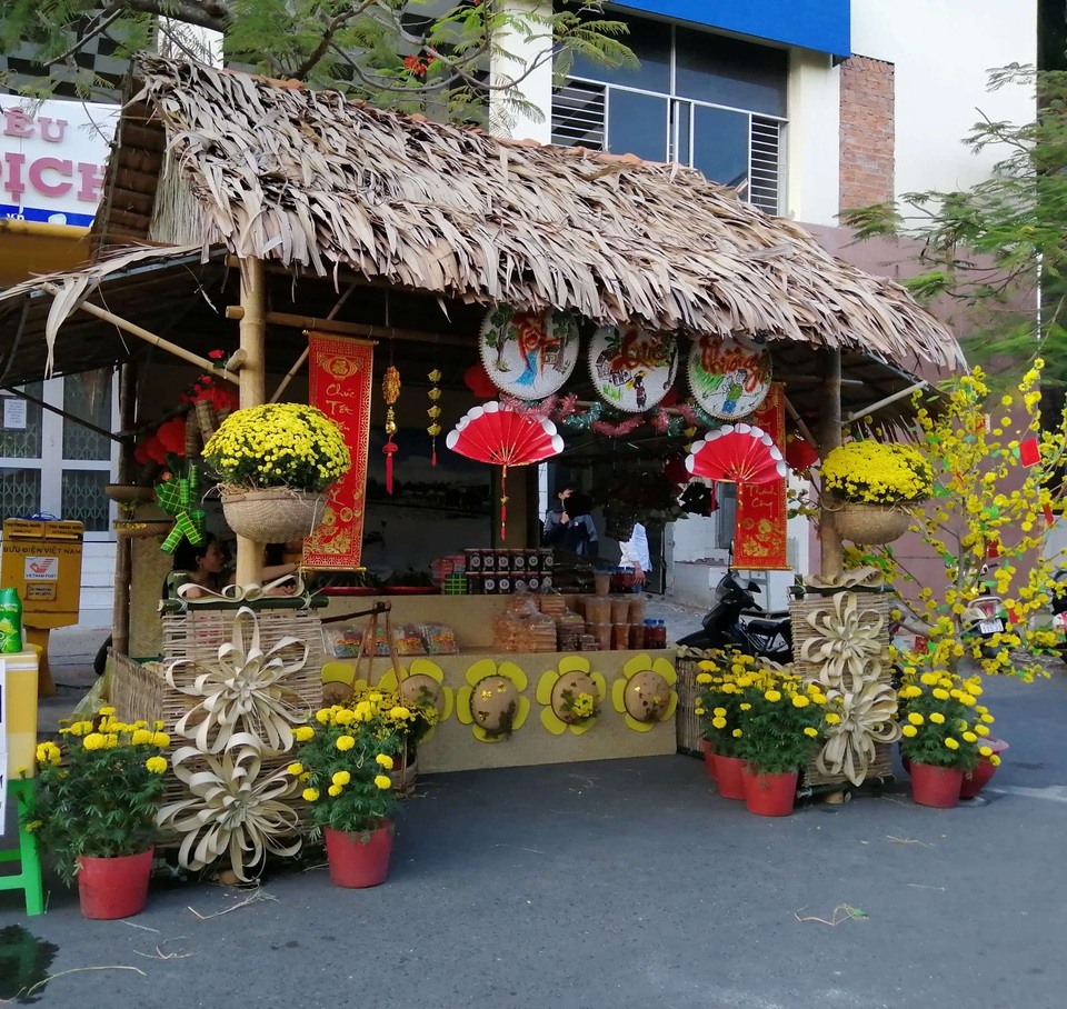 Rộn ràng “Chợ quê ngày Tết” giữa lòng thành phố - 14 Rộn ràng “Chợ quê ngày Tết” giữa lòng thành phố - 14