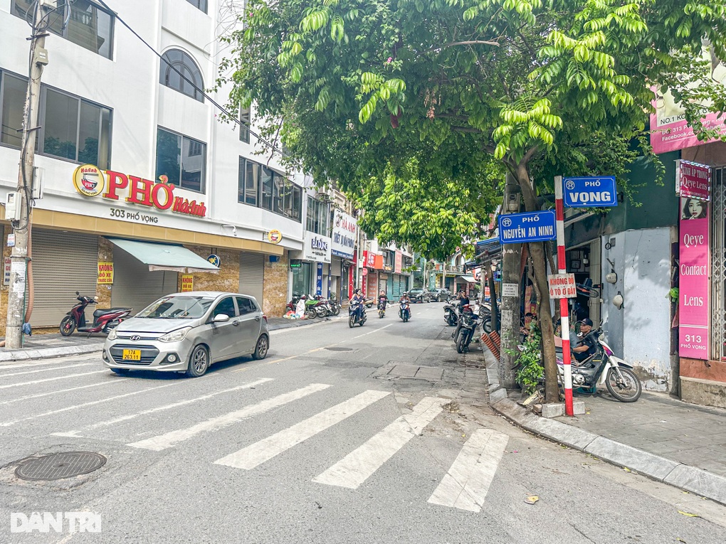 Hà Nội: Nhiều người khổ sở vì ô tô, xe máy không mở được khóa thông minh - 1 Hà Nội: Nhiều người khổ sở vì ô tô, xe máy không mở được khóa thông minh - 1