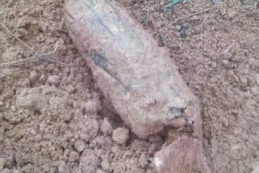 Bom từ trường nổ chậm phát lộ trên Quốc lộ 9B