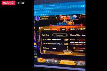 Bỏ xứ tha hương vì một lần nhỡ tay kích chuột