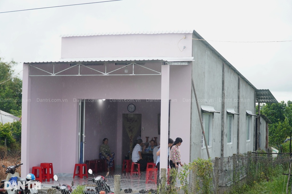 Báo Dân trí khánh thành 2 ngôi nhà Nhân ái ở Đồng bằng sông Cửu Long - 7 Báo Dân trí khánh thành 2 ngôi nhà Nhân ái ở Đồng bằng sông Cửu Long - 7