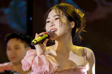 Vụ Hương Tràm bị đồn sinh con: Một công ty ở TPHCM bị phạt 10 triệu đồng