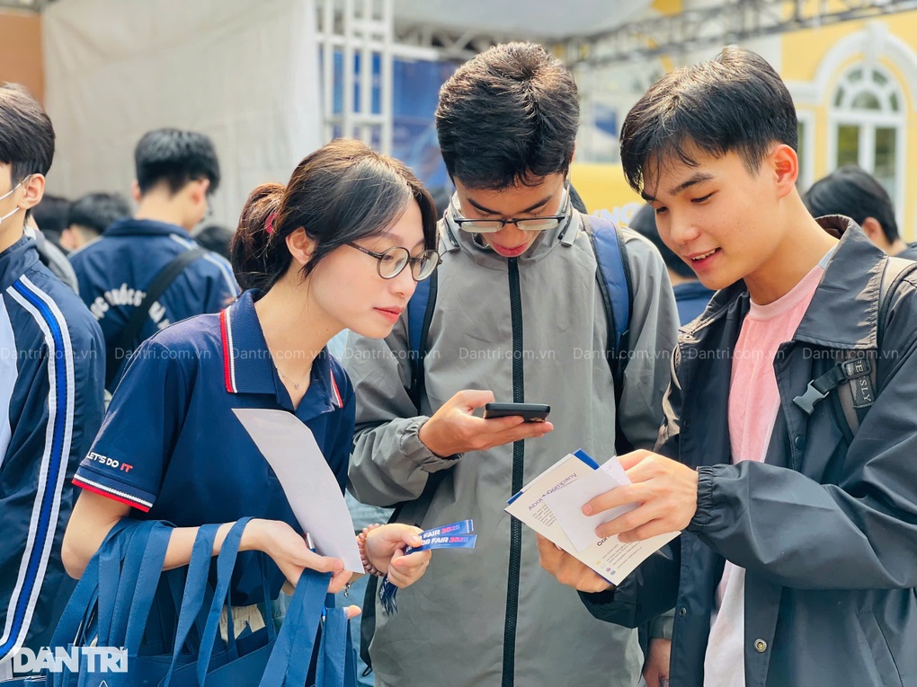 Trường ĐH tuyển sinh bằng tổ hợp lạ, Bộ GDĐT tuýt còi - 1 Trường ĐH tuyển sinh bằng tổ hợp lạ, Bộ GDĐT tuýt còi - 1