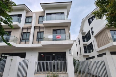 Sau tăng giá điên cuồng, giao dịch nhà liền kề, biệt thự đóng băng